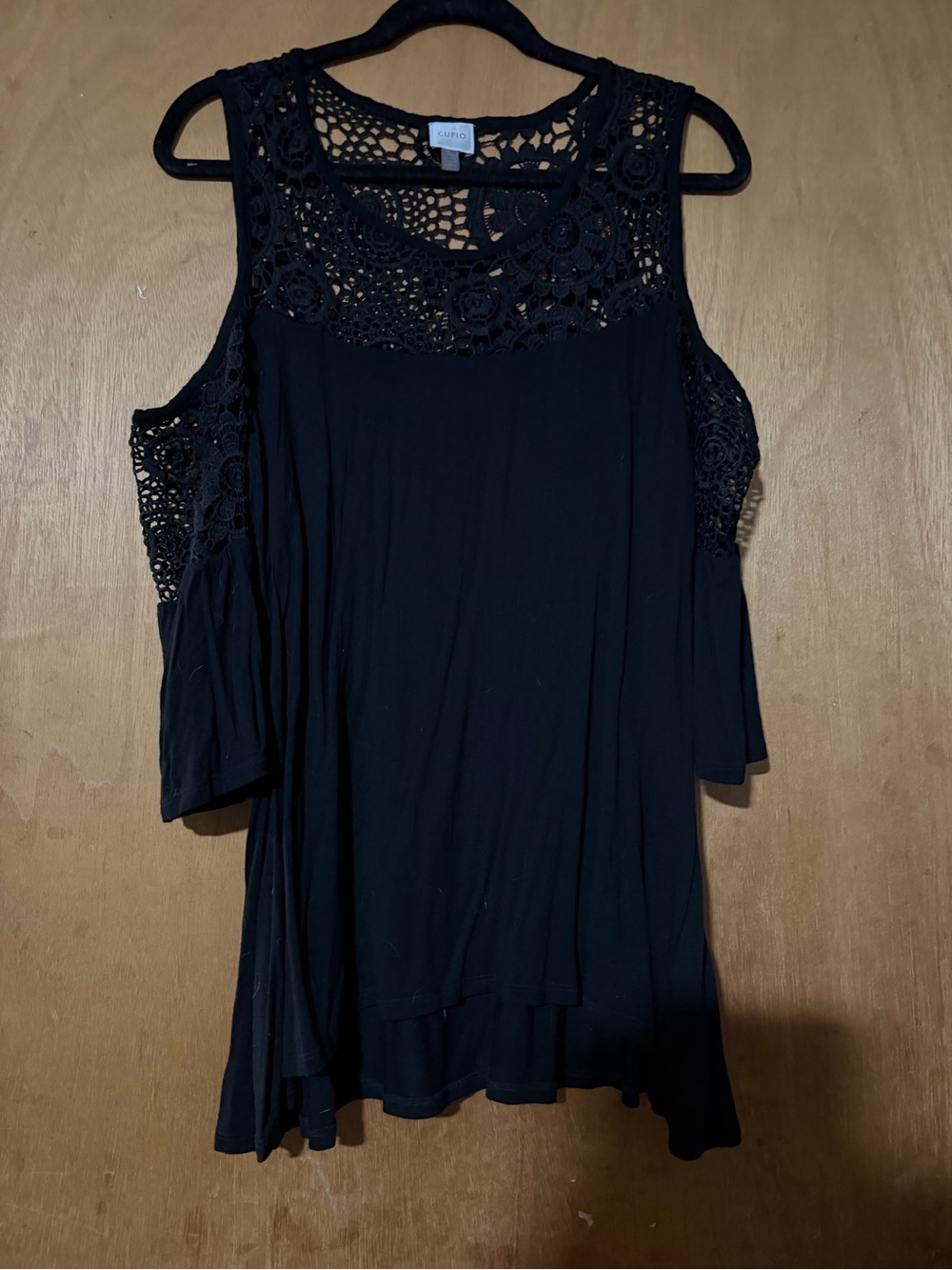 Cupio Tunic Cold Shoulders Lace Top Bell Sleeve Top Size XL Black